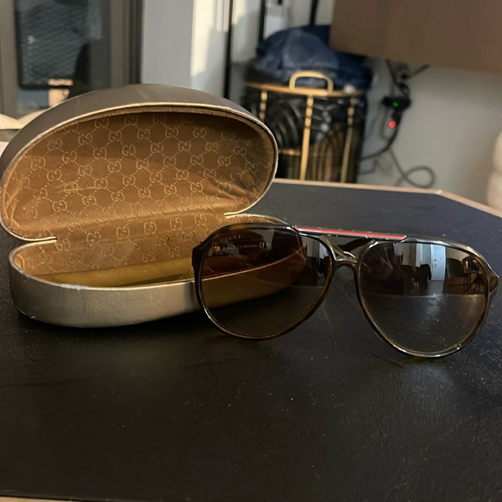 Gucci Aviator Sunglasses